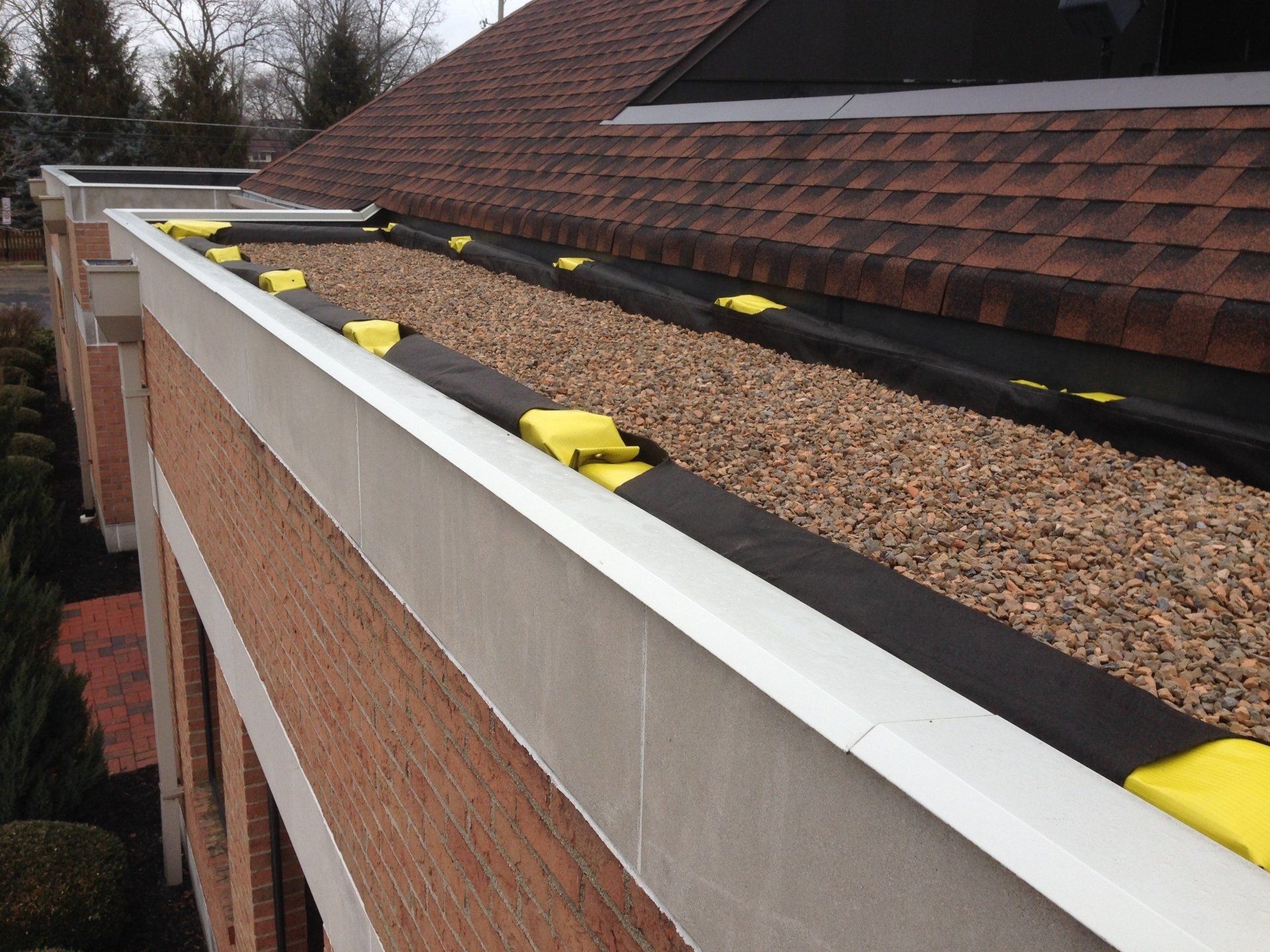 A Blue Roof System For Managing Stormwater