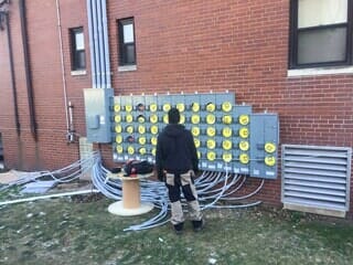 灯光-电气维修在新亚历山大，宾夕法尼亚州