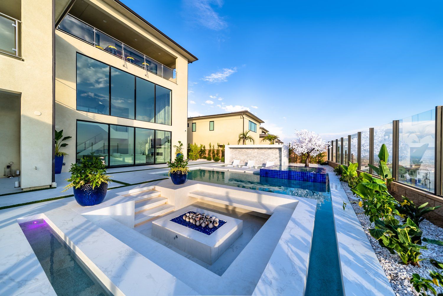 Luxury Swimming Pools Porter Ranch At Tefeferecarablog Blog