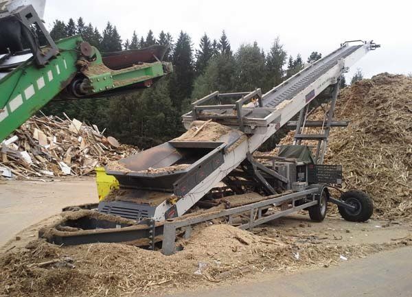 conveyor at work site