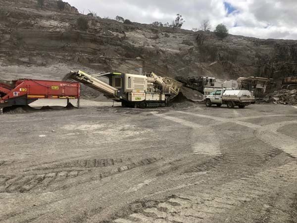 crusher moving material