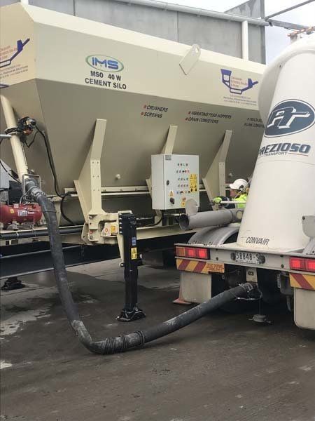 track pugmill mobile silo