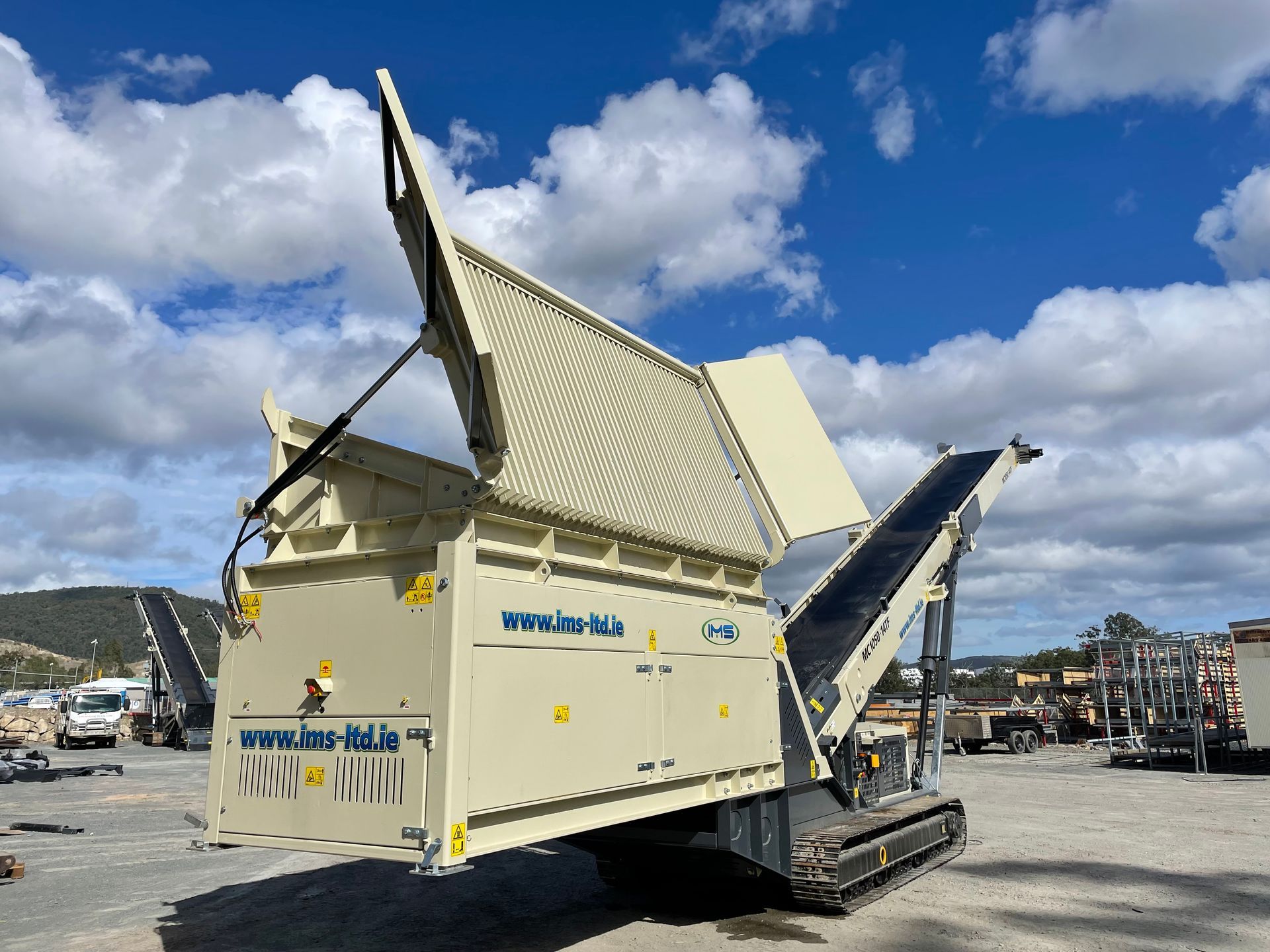 Track Conveyor | Yatala | Crusher Screen Sales & Hire