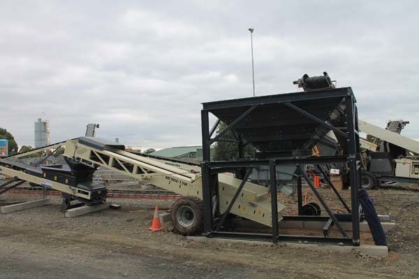 feed hopper side view