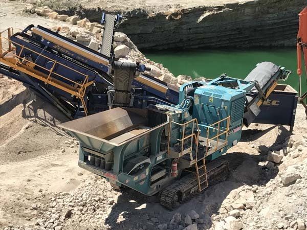 crusher moving material into bin