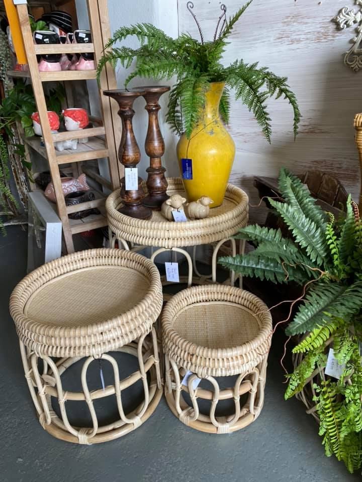 Handcrafted Tables  — Inner Labyrinth In Mackay Queensland