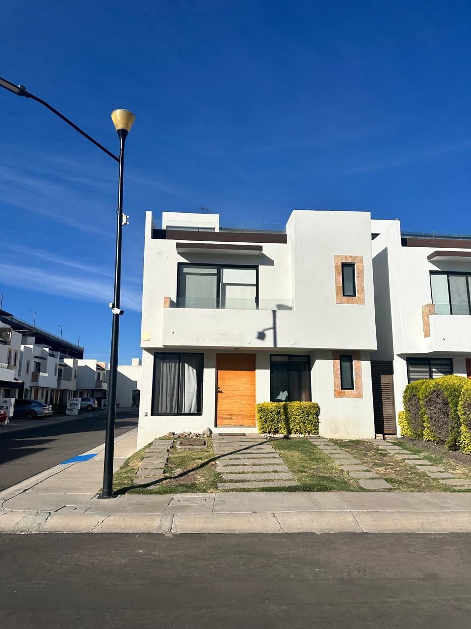 RENTA DE CASA EN LOS OLIVOS SANTA FE, JURIQUILLA, QRO