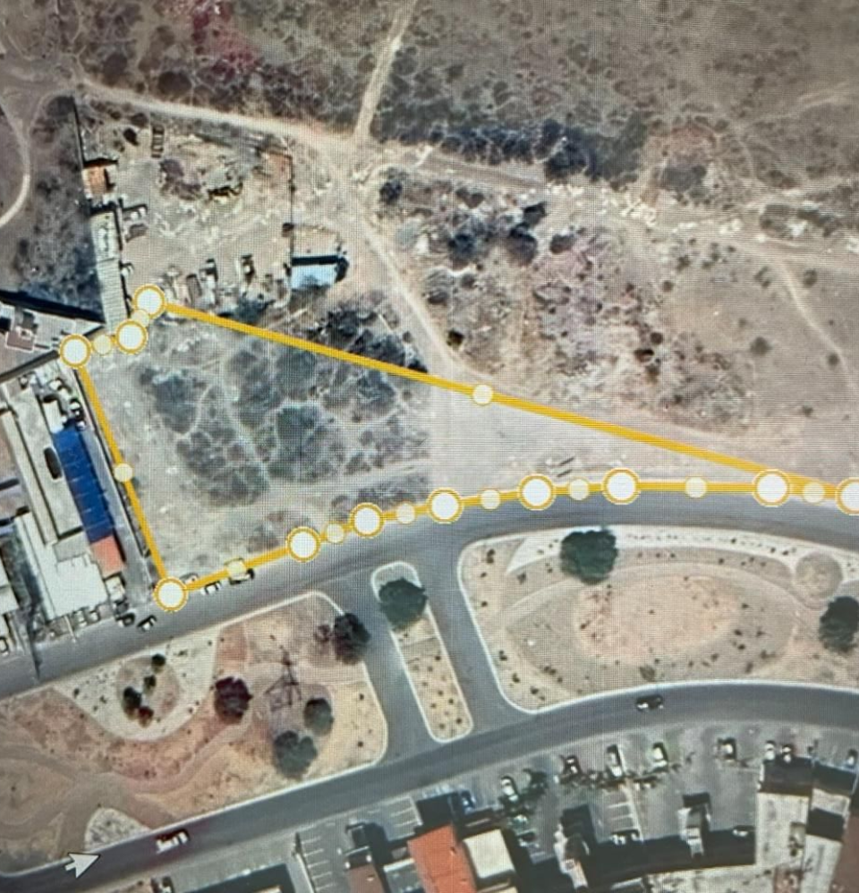 RENTA DE TERRENO COMERCIAL EN JURIQUILLA TODO O EN PARTES