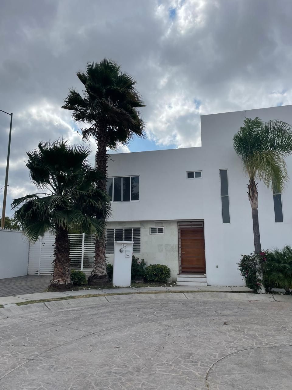 CASA EN VENTA EN EL MARQUÉS