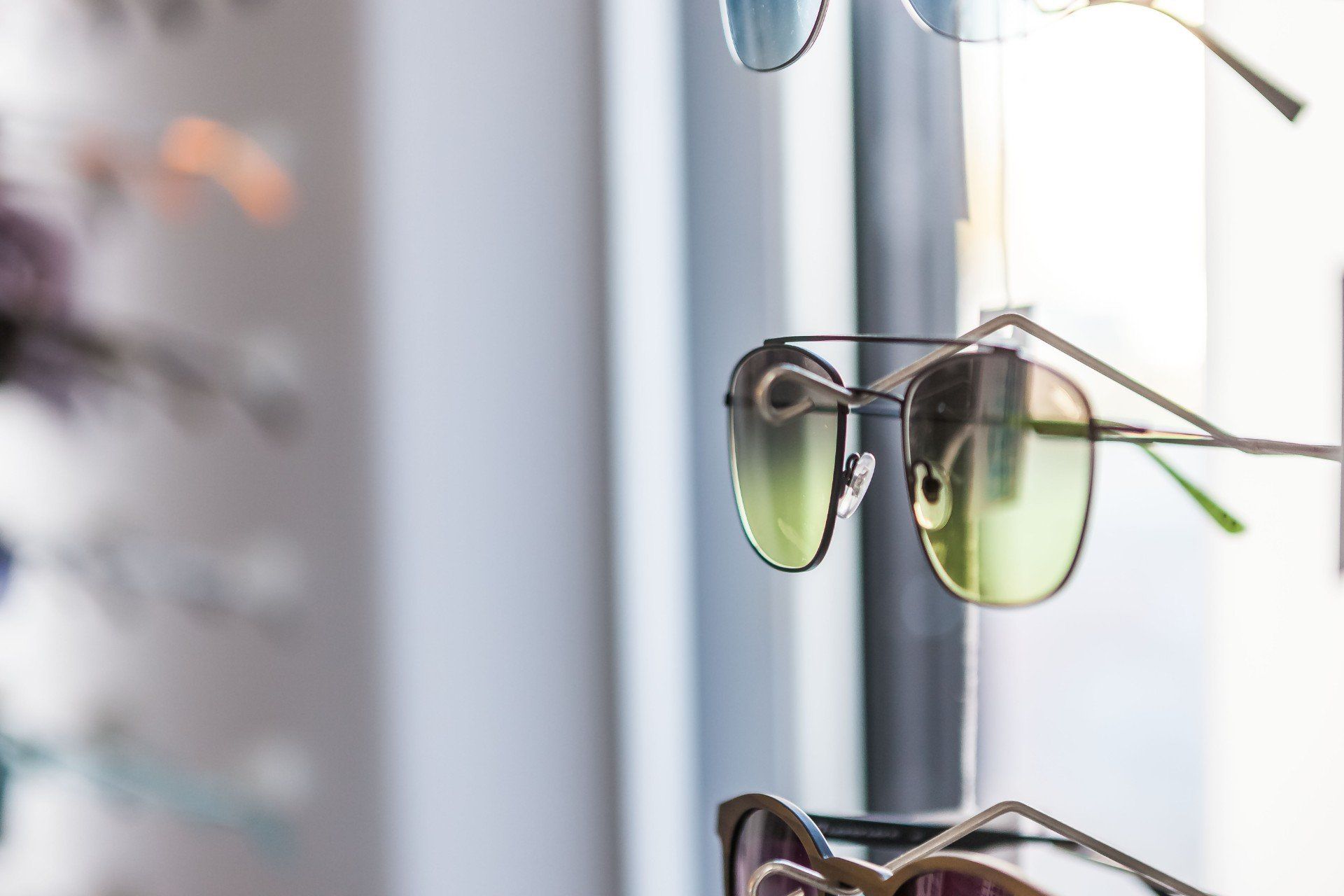 Occhiali con lenti colorate