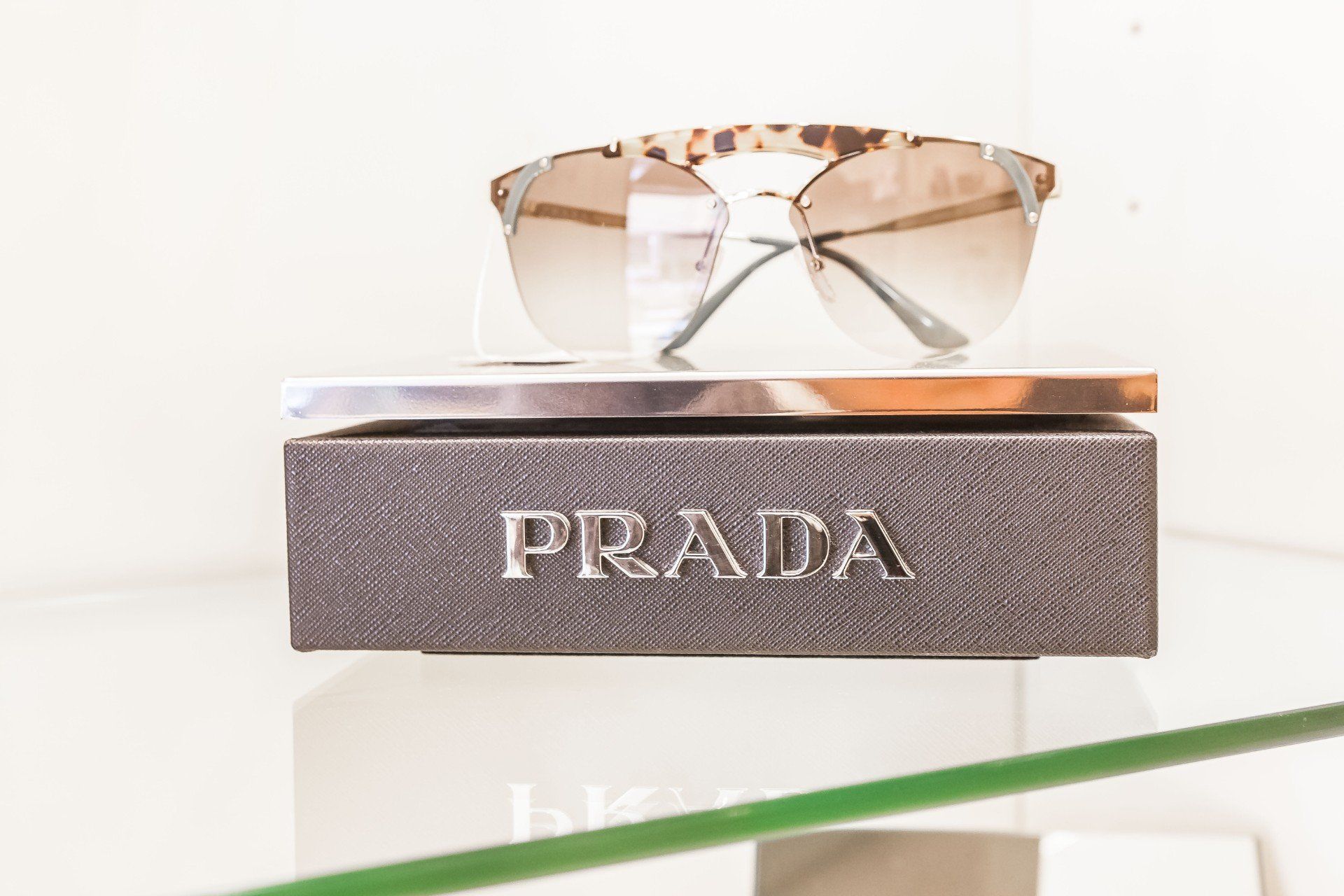 Occhiali da sole di marca