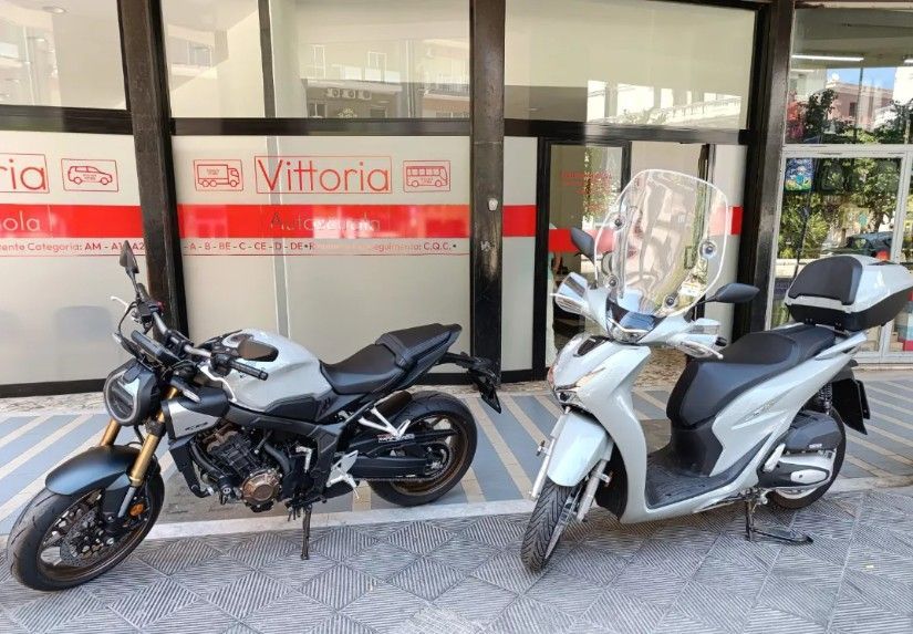 AutoscuolaVITTORIAsrlbari.com