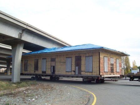 Truck Moving House on Highway – Antioch, CA – Rogers House Moving