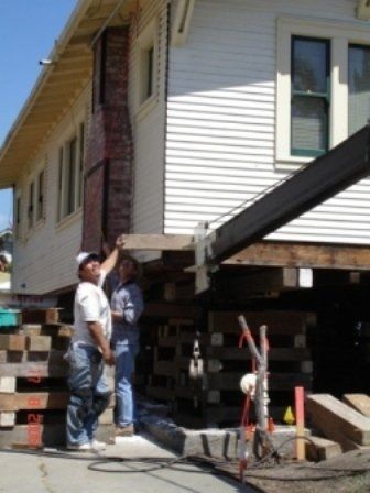 Constructor Raising House – Antioch, CA – Rogers House Moving