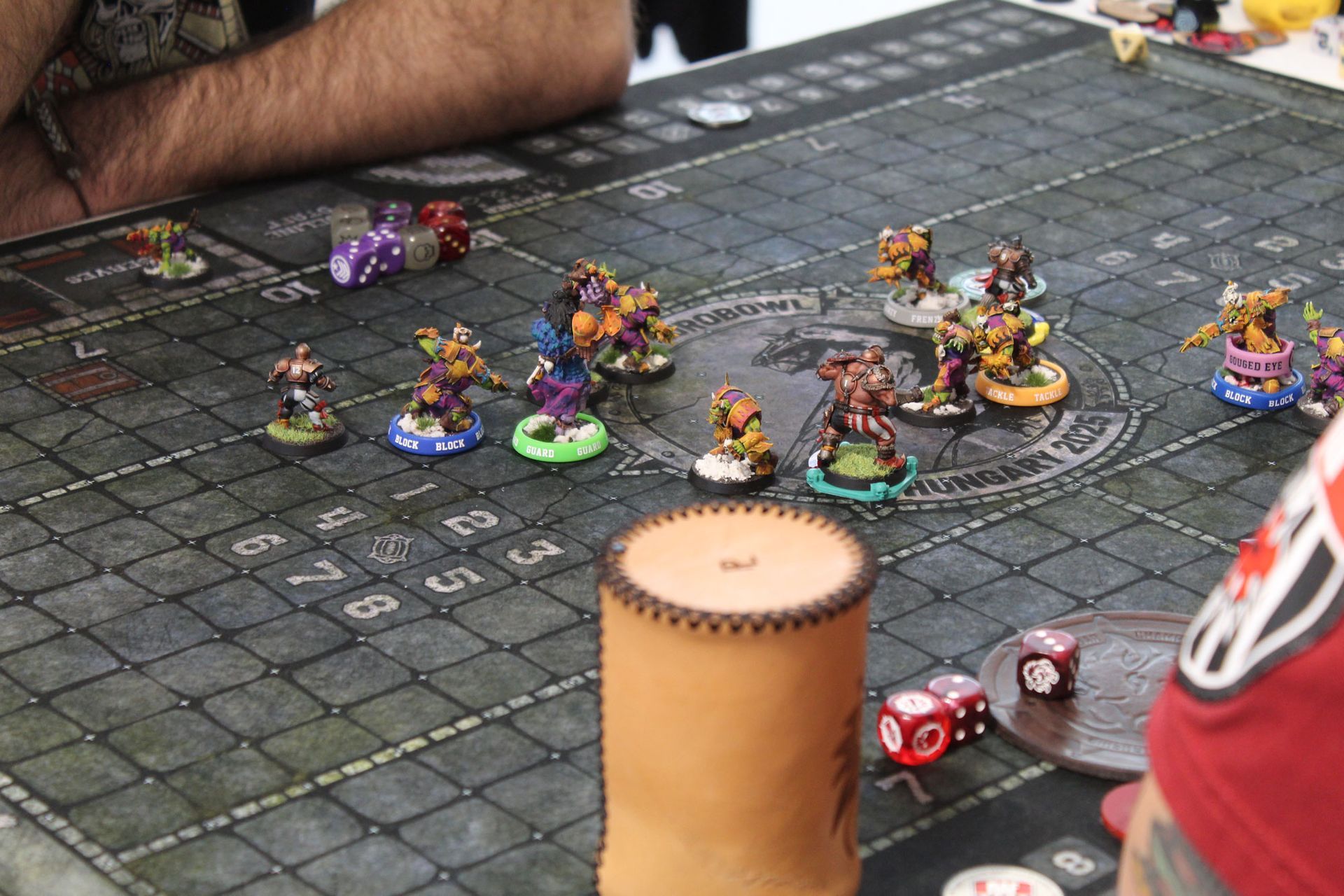 blood bowl players