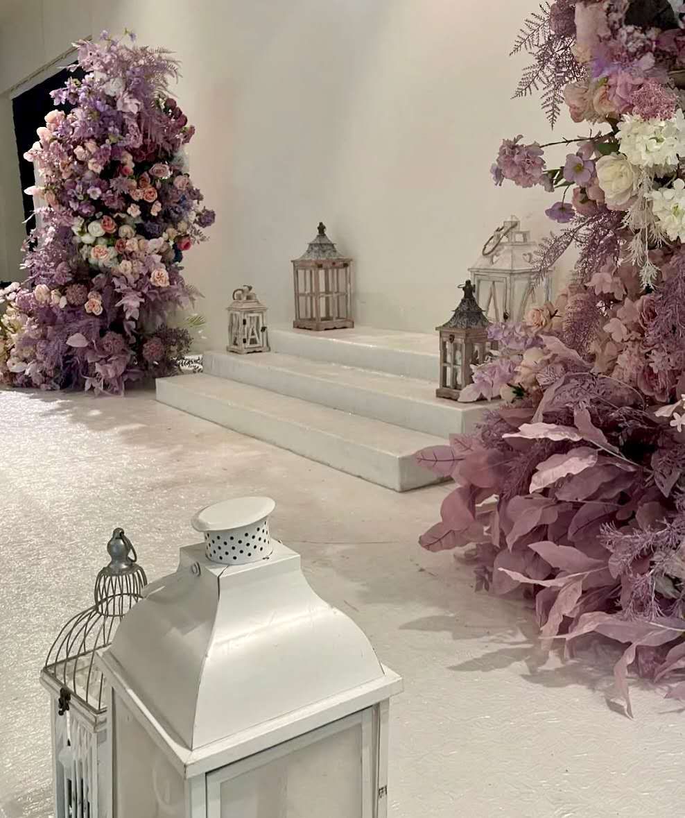sala allestita per festeggiamenti