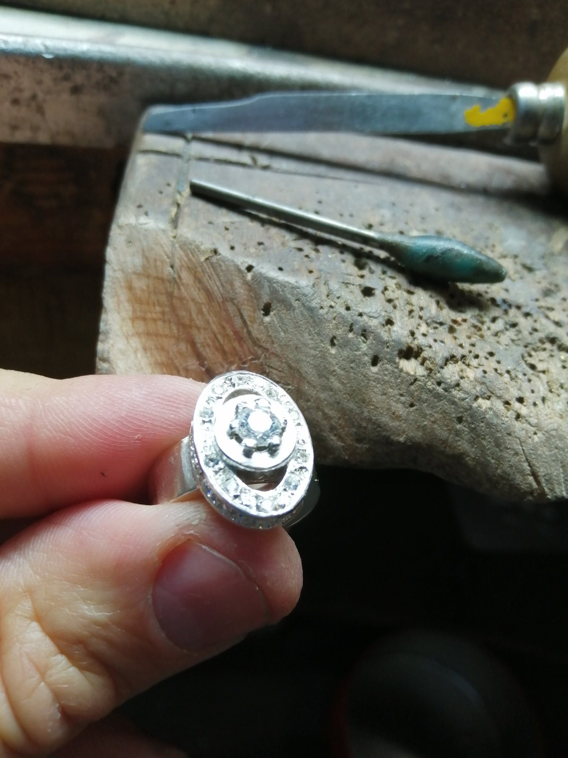 Gioielli fatti a mano