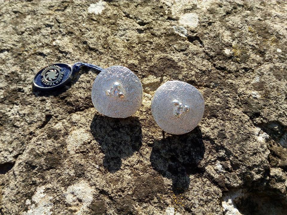 Orecchini in argento con brillante fatti a mano design  3d