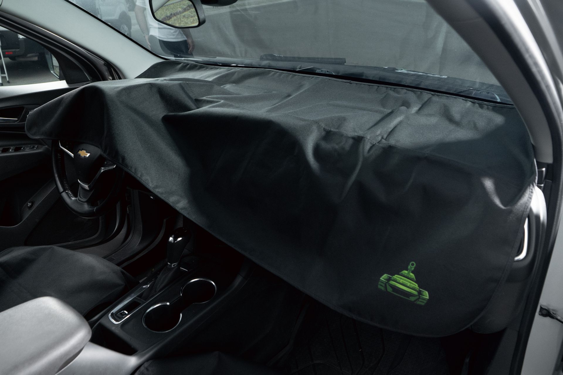 Custom logo car dash cover for auto glass technicians
