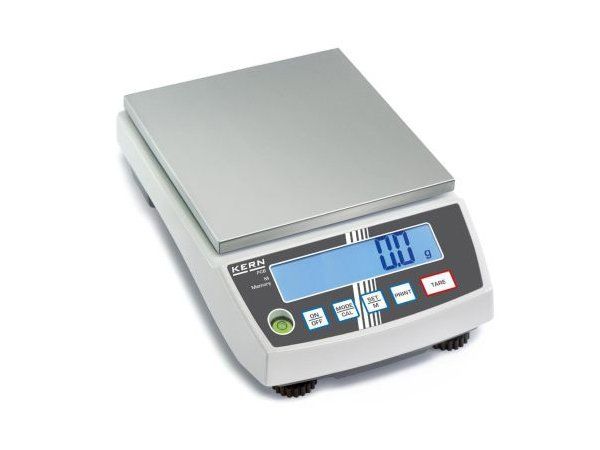 bilancia del laboratorio di preparazioni galeniche di Aversa