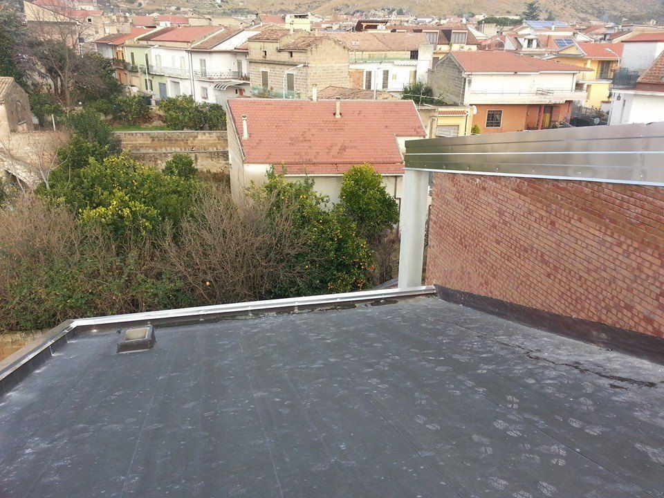 lavori di lattoneria