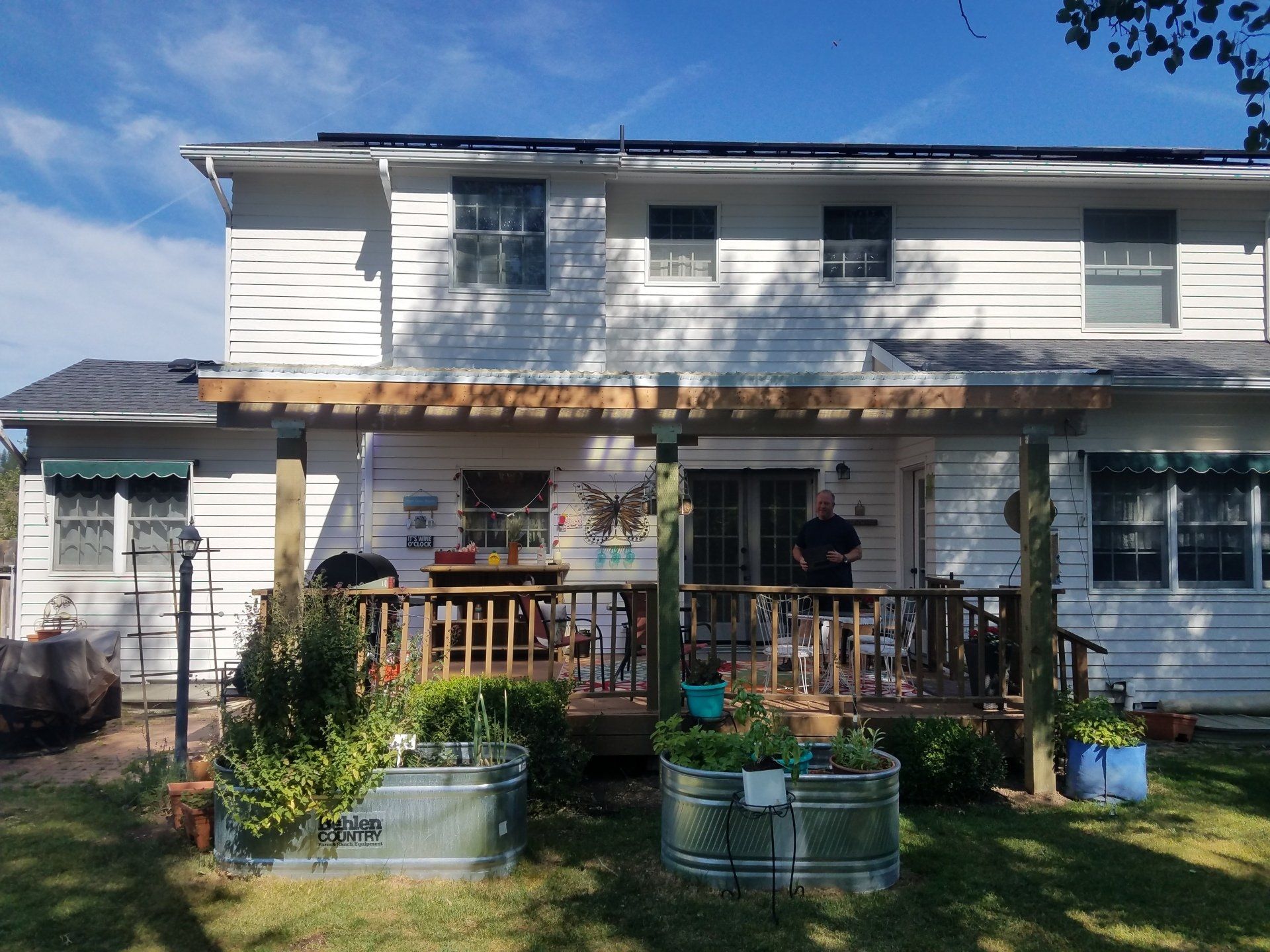 Patio cover addition in the backyard