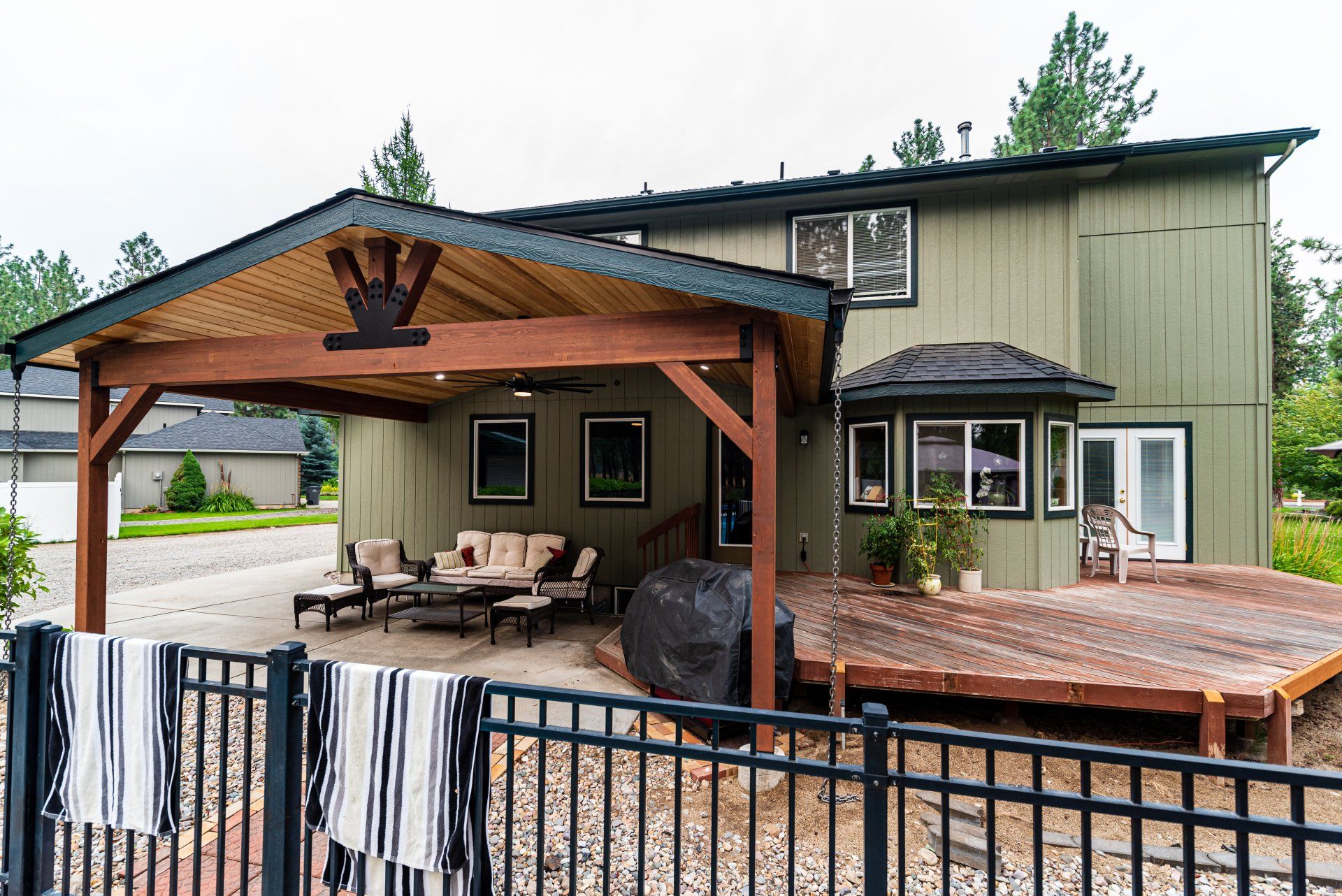 Prentice patio cover, front view