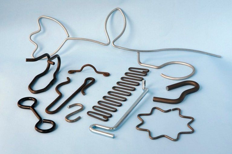 Minuteria in filo metallico