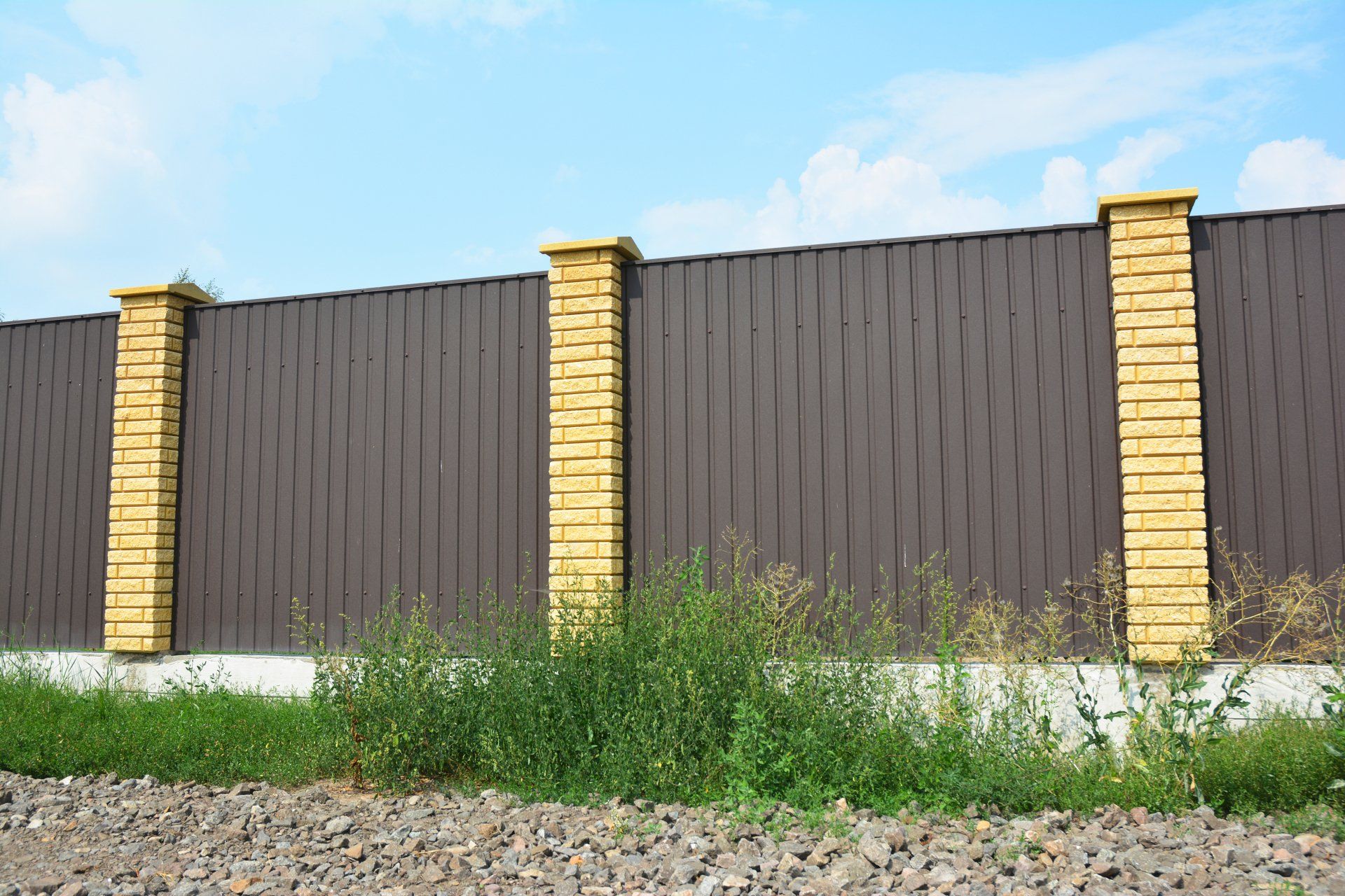 Brown Privacy Fences — Fencing in Gladstone QLD