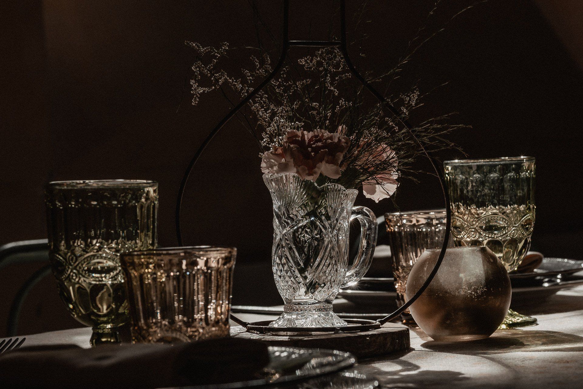 brocca in vetro per allestimento location per matrimoni