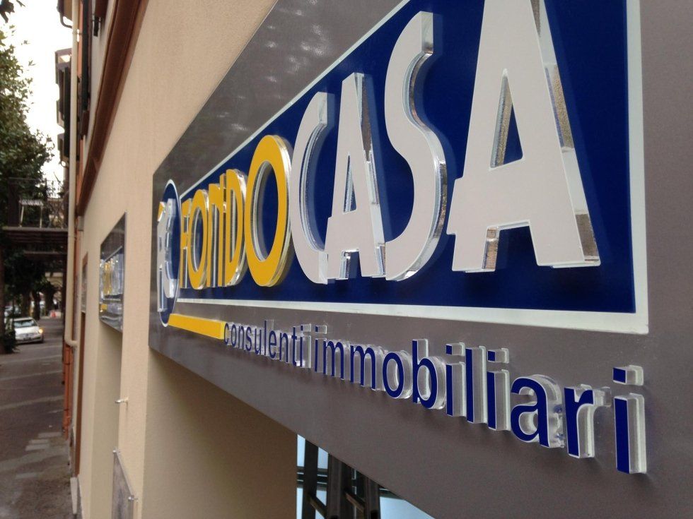 Strutture portaofferte per agenzie immobiliari