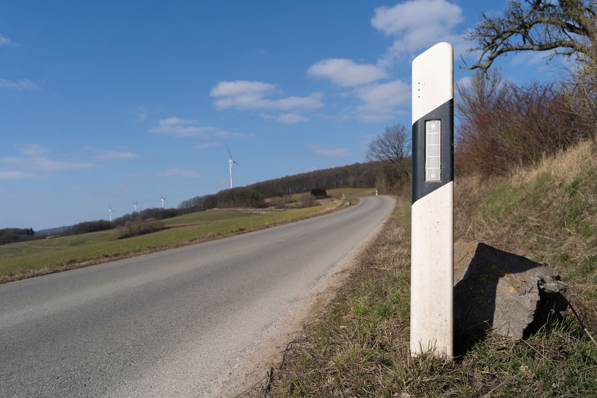 Delineators - Albany, OR - Foress Signs & Mfg., LLC