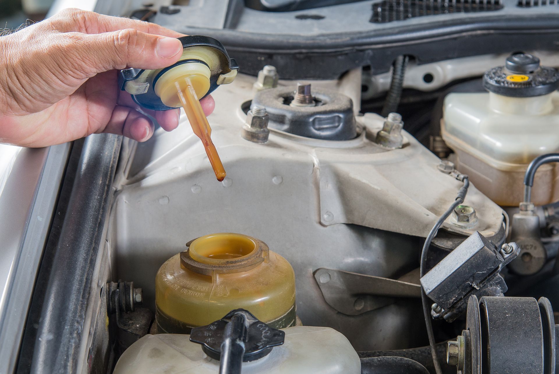 What Causes Power Steering Fluid Leaks? | Power Automotive