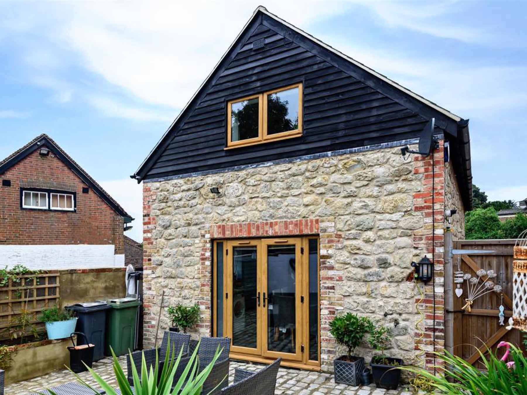 Stone work renovation and part rebuild for a barn in Sutton Valence