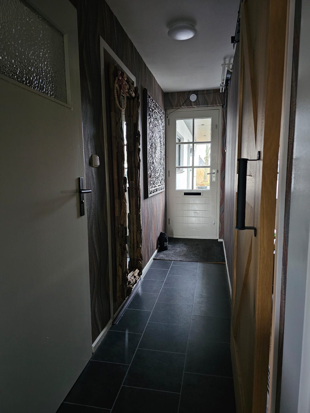 De gang van Vakantiehuis Akkerzicht Oudesluis.