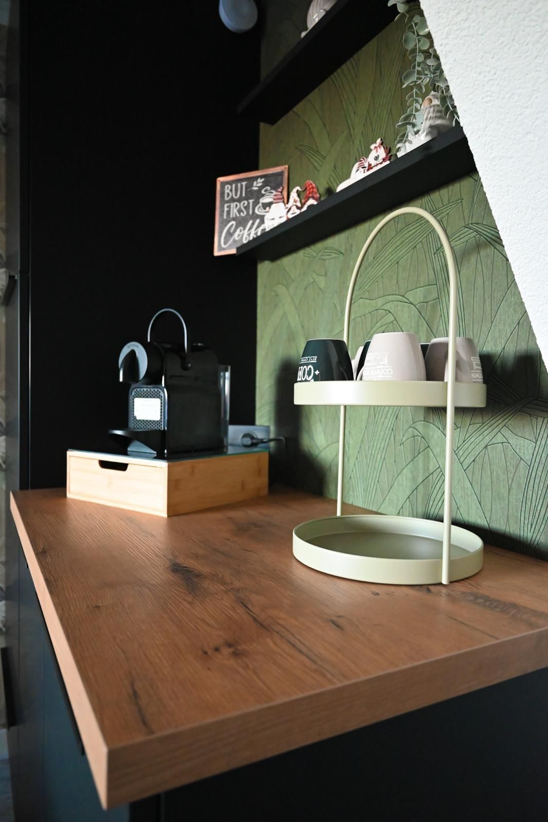 De woonkamer van Vakantiehuis Akkerzicht Oudesluis.