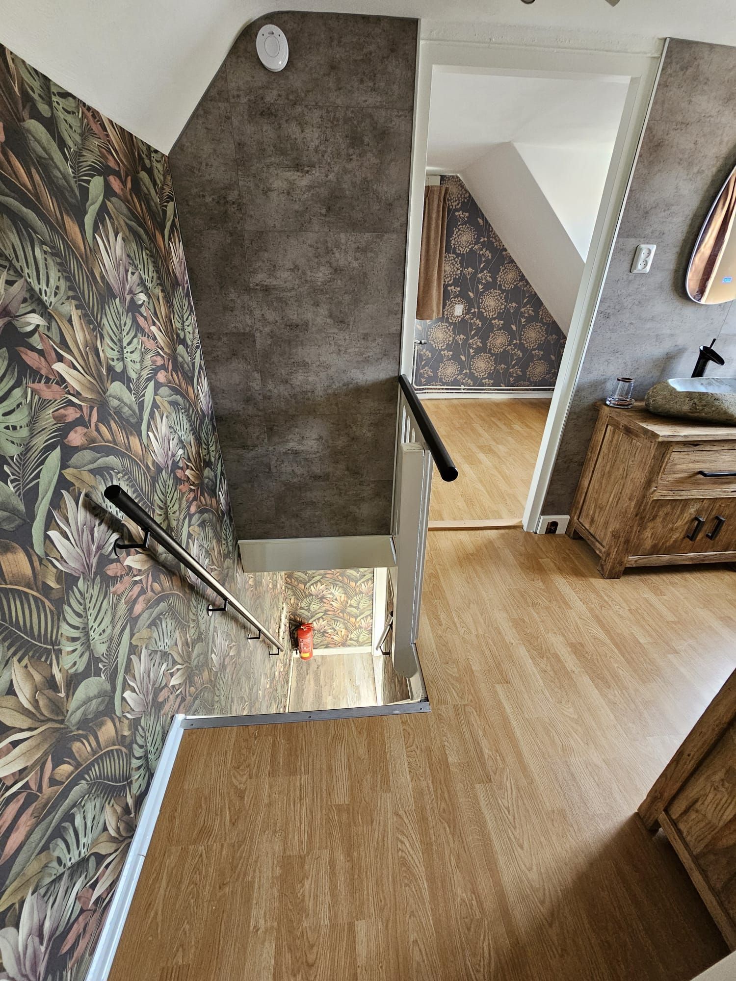 De overloop van Vakantiehuis Akkerzicht Oudesluis.