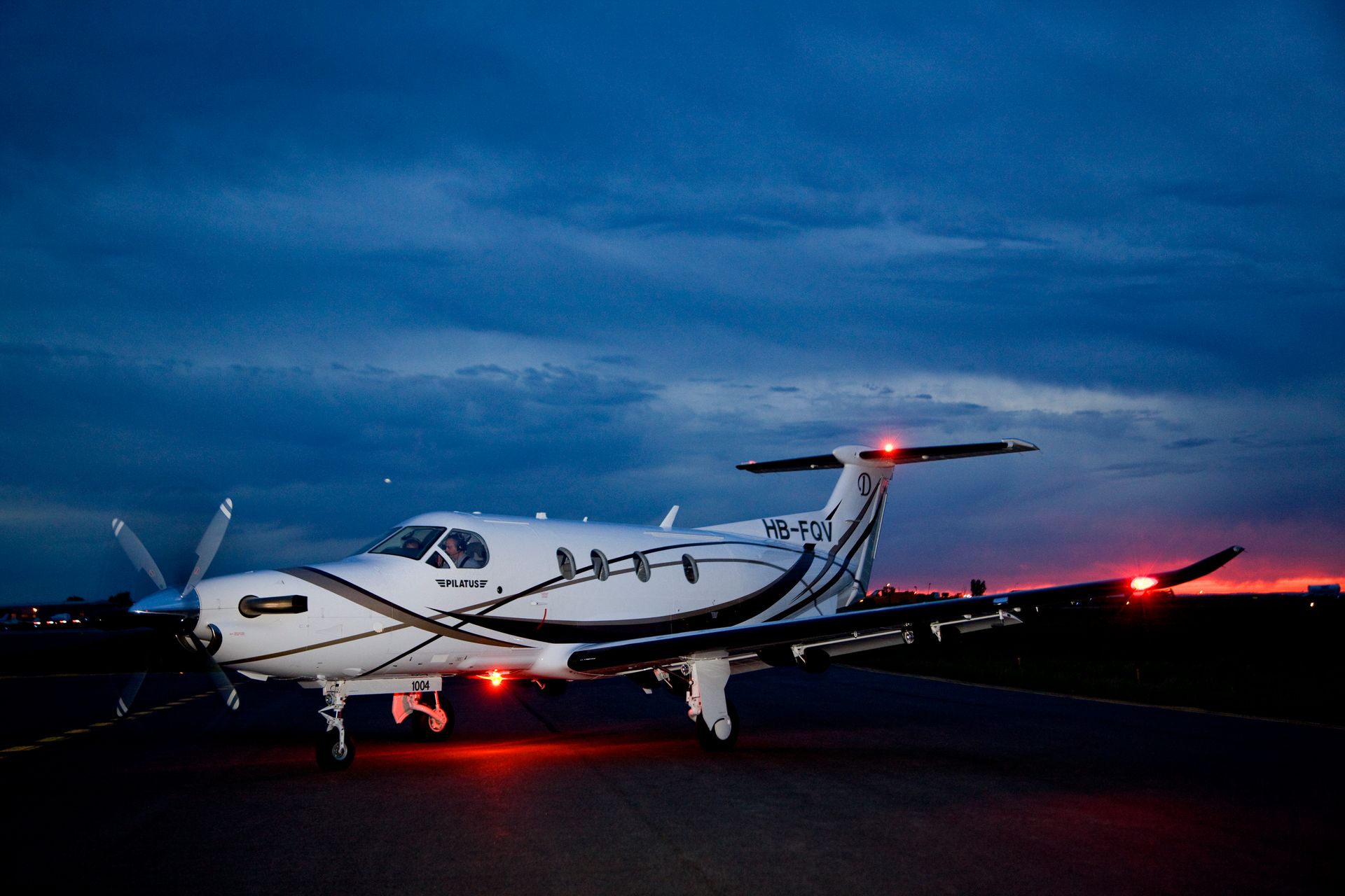 Pilatus pc 12 фото