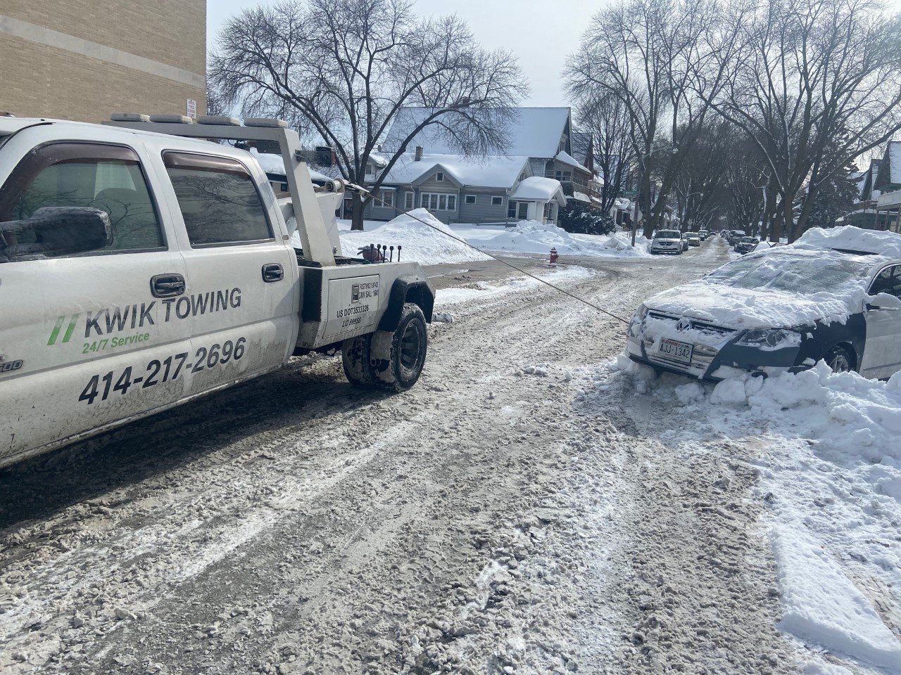 Car Removal — Milwaukee, WI — Kwik Towing LLC