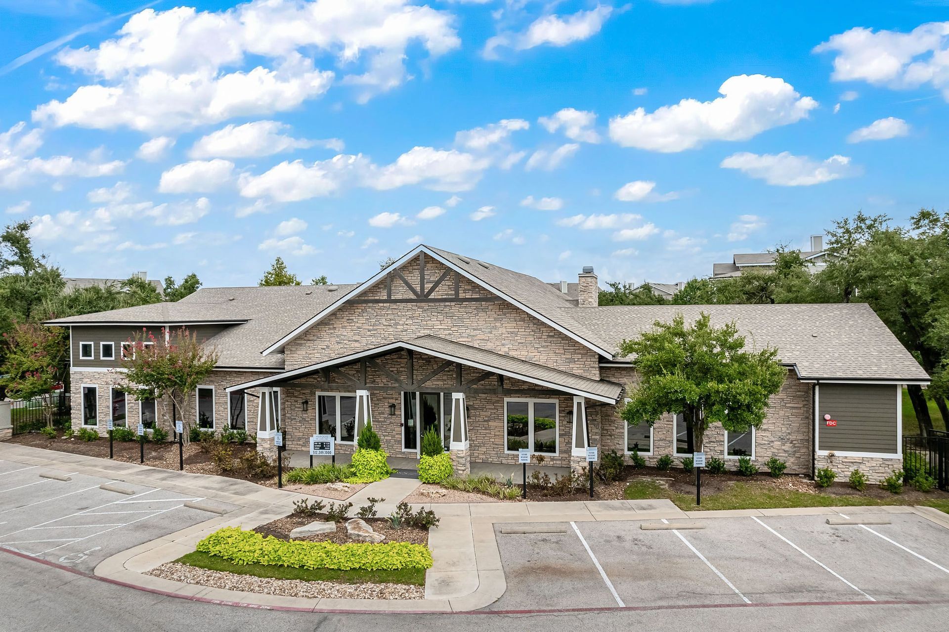 the estates with parking lot
