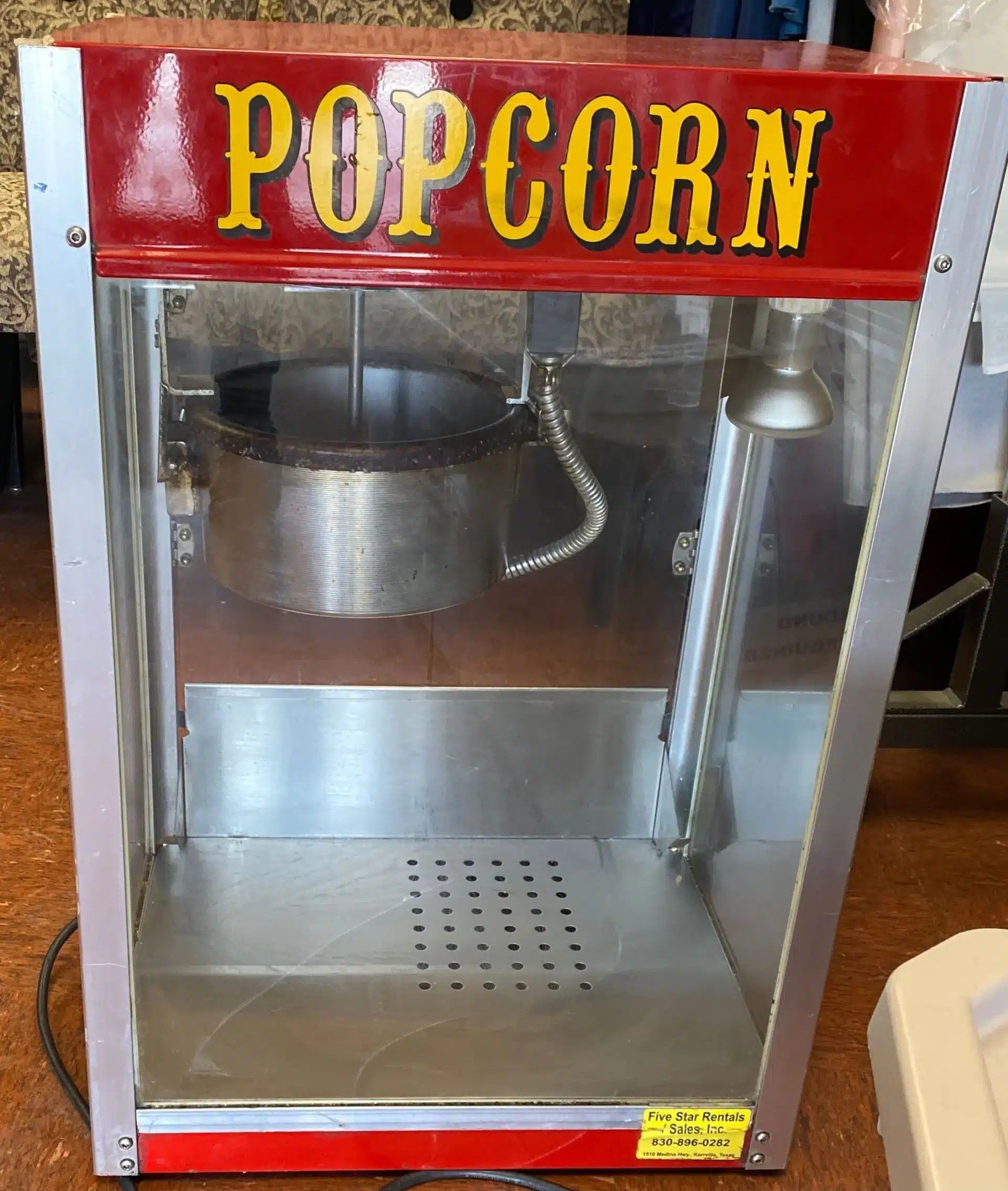 Popcorn machine