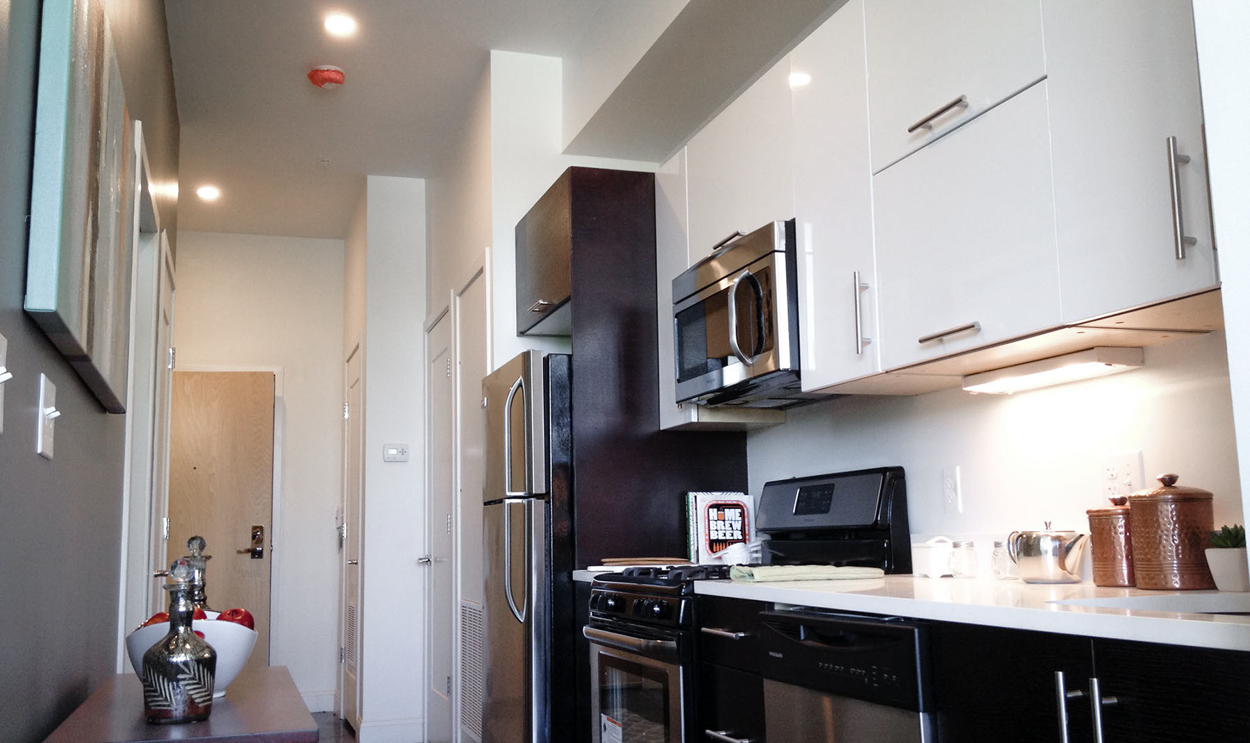 68 Beale - Kitchen 02