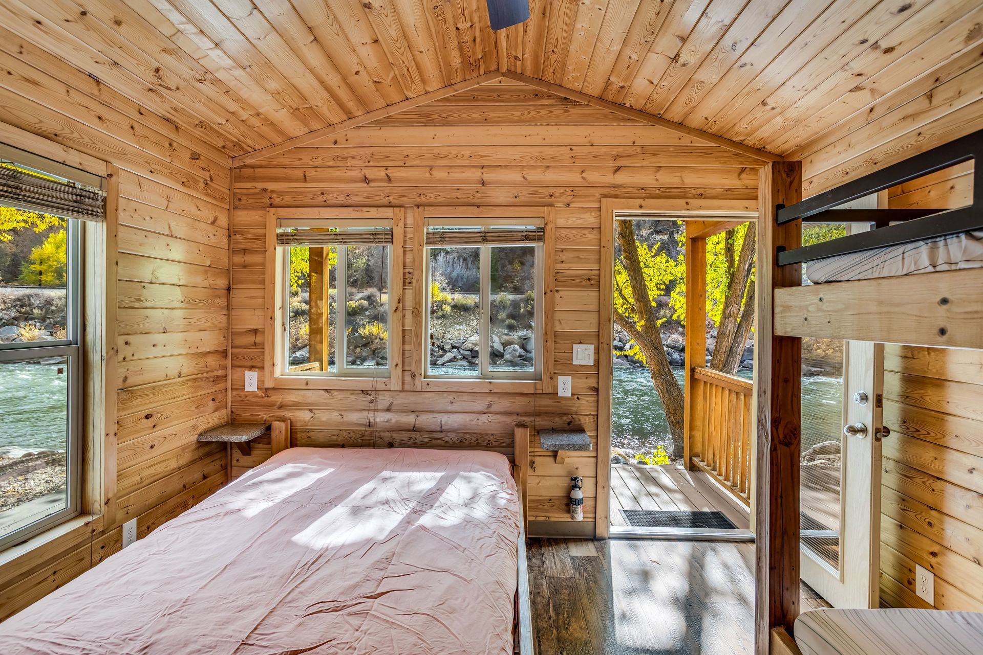 A clean rustic cabin on the bank of the Colorado River