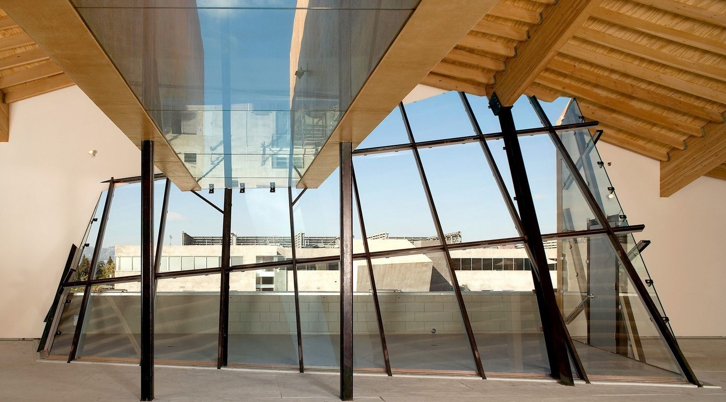 Modern Commercial Glass Window — Torrance, CA — Dandoy Glass