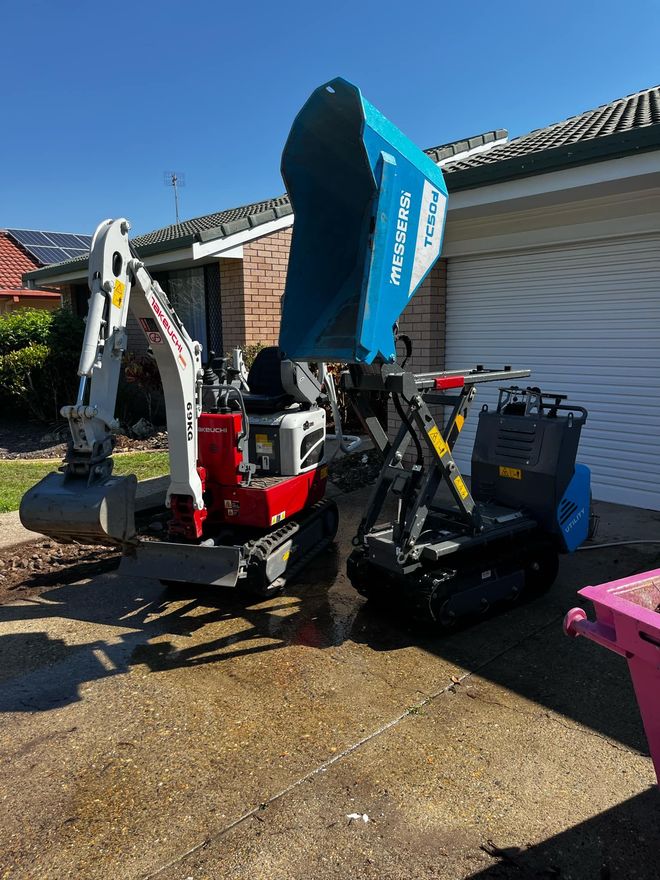 A Blue Excavator With The Word Kobelco On It - Mini Earth Works & Excavation on the Gold Coast, QLD