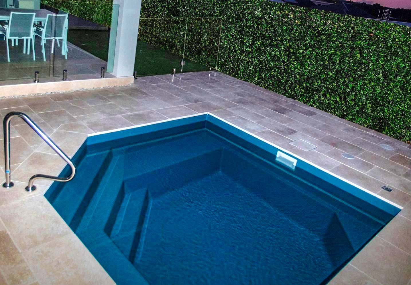 Versace Pool &mdash; Bombs Away Pools in Coolangatta, QLD