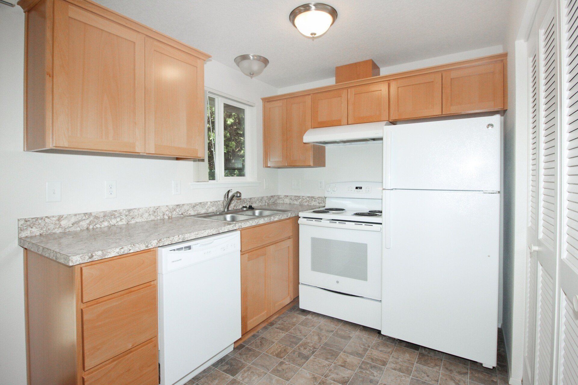 183rd Avenue Duplexes gallery