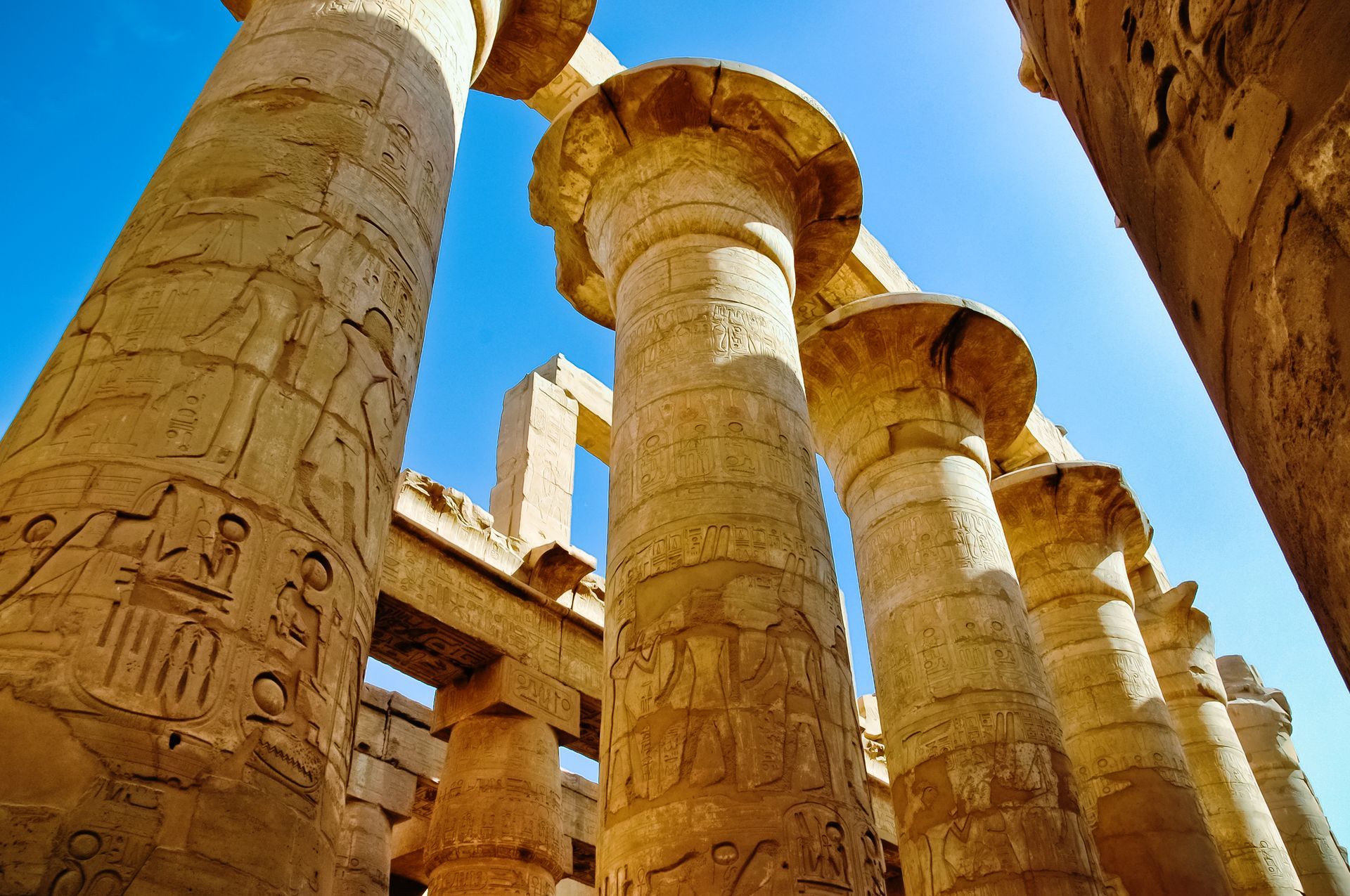 The Great Columns, The Great Hypostyle Hall Karnak, Egypt, North Africa - Egypt Holidays Barter's Travelnet