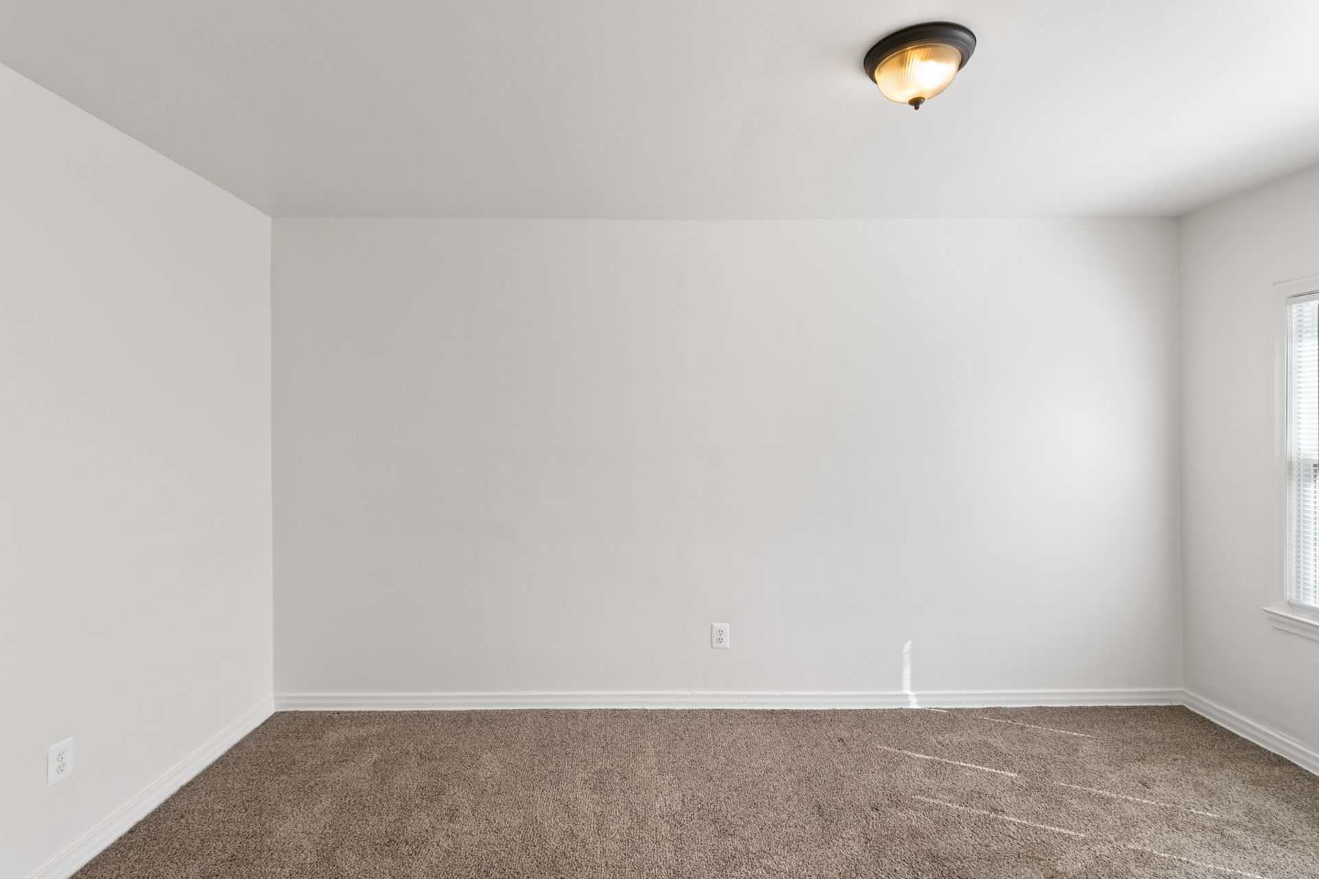 Pointe Garden wall
