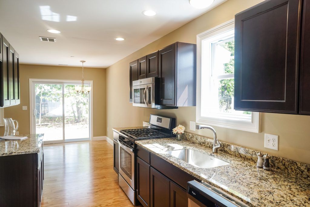 Deerwood interior kitchen